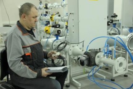 Vérification du compteur de gaz en usine