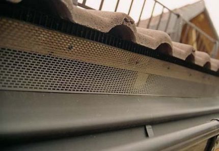 Skate ventilation grill