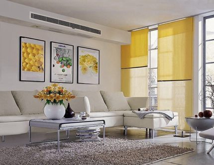 Duct air conditioning in the interior