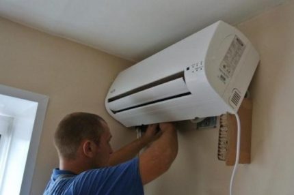 Podłączenie jednostki wewnętrznej