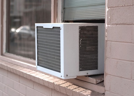 Installation of a monoblock in the window opening