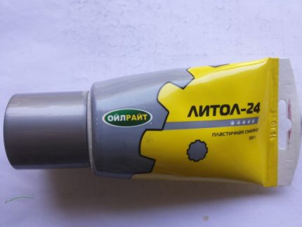 Litol trong một ống