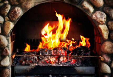 Le feu dans la cheminée
