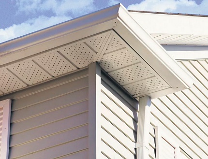 Spotlights on eaves overhangs